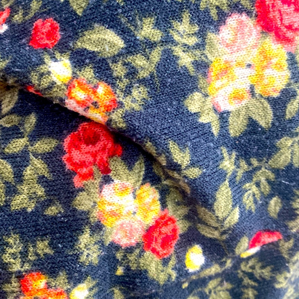 Two LuLaRoe Sarah Cardigans Has been loved has pilling BUT plenty of life left